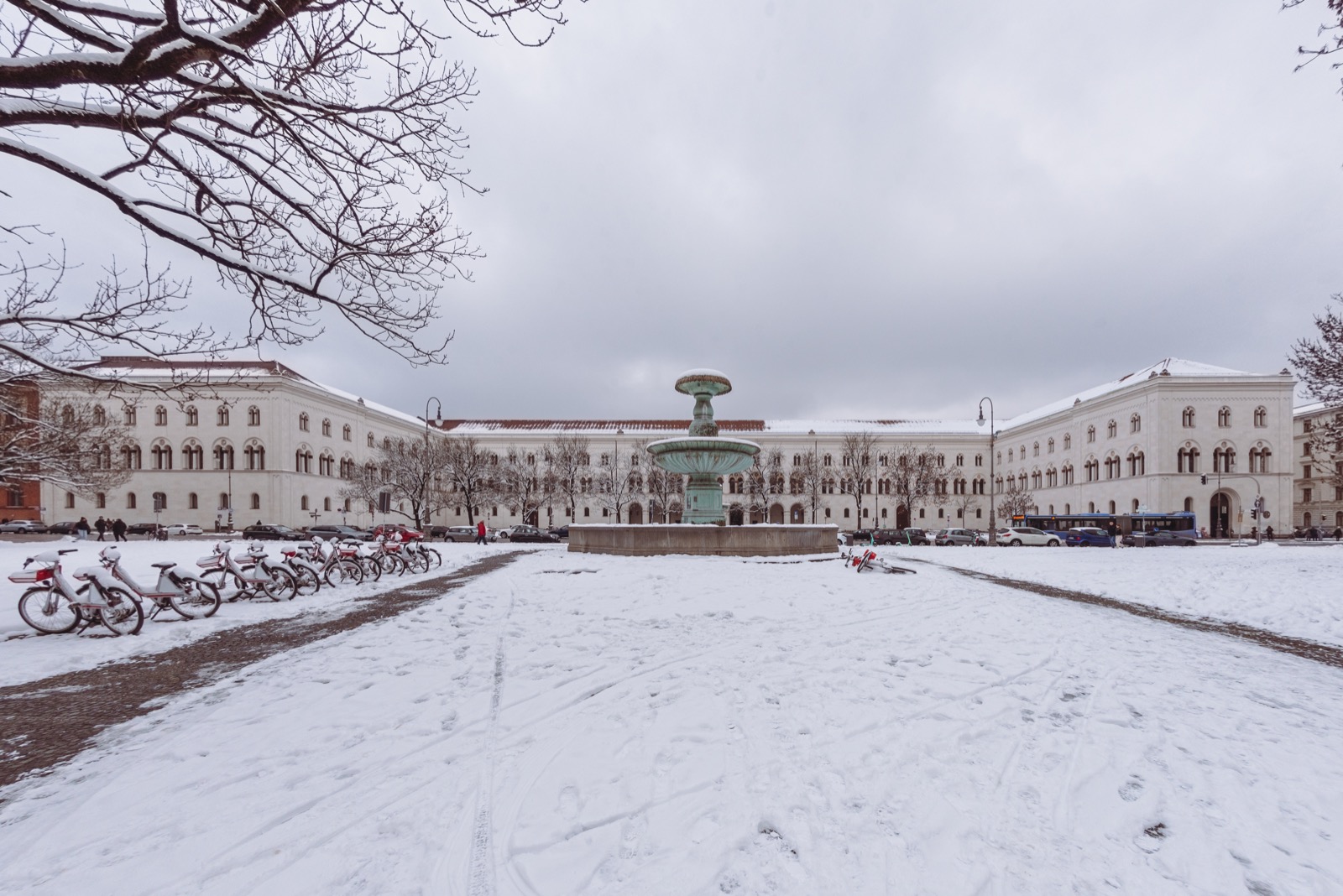 Photo of a German university building